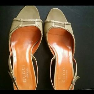 Sold!! gucci heels